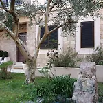 Apartman Ag House